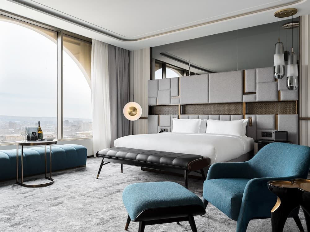 Seven Visions Resort and Places, the Dvin