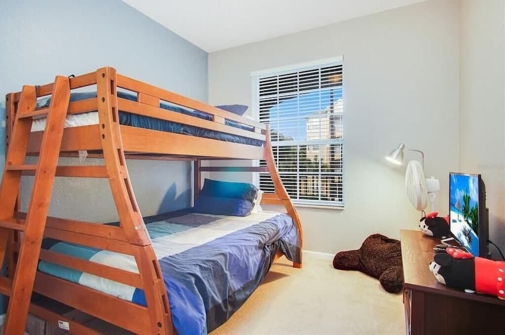 A Touch of Modern at Windsor Hills