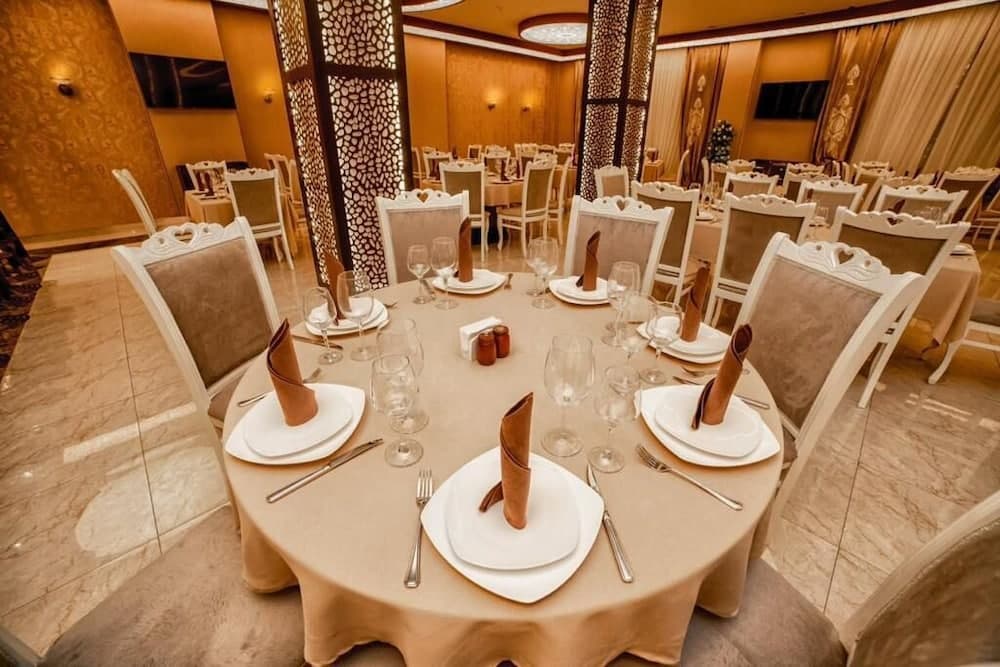 Continental Hotel Baku