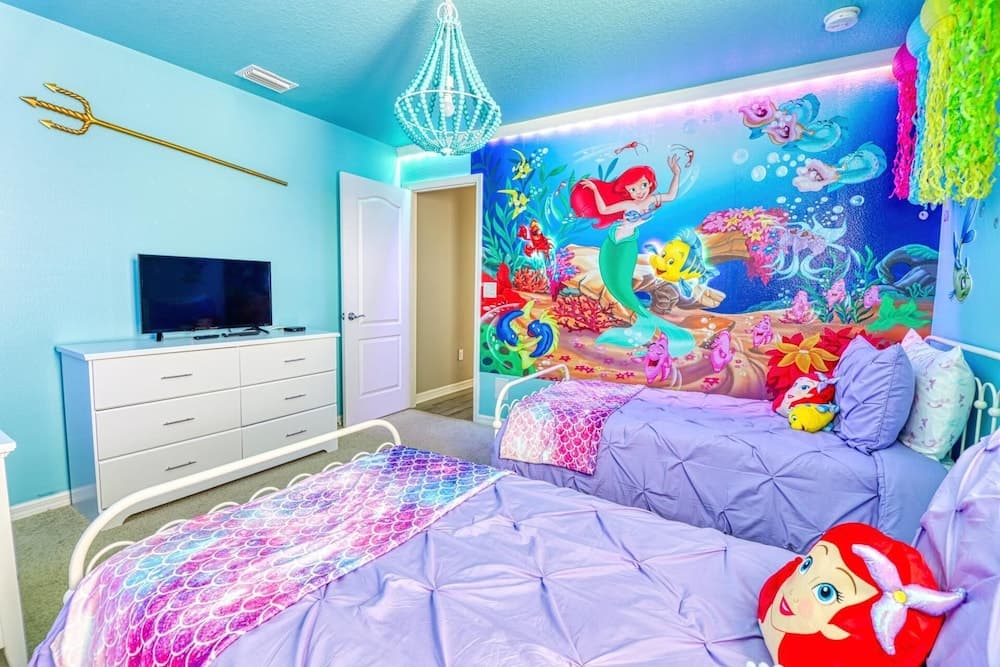 Kevin's Themed Vacation Home Paradise