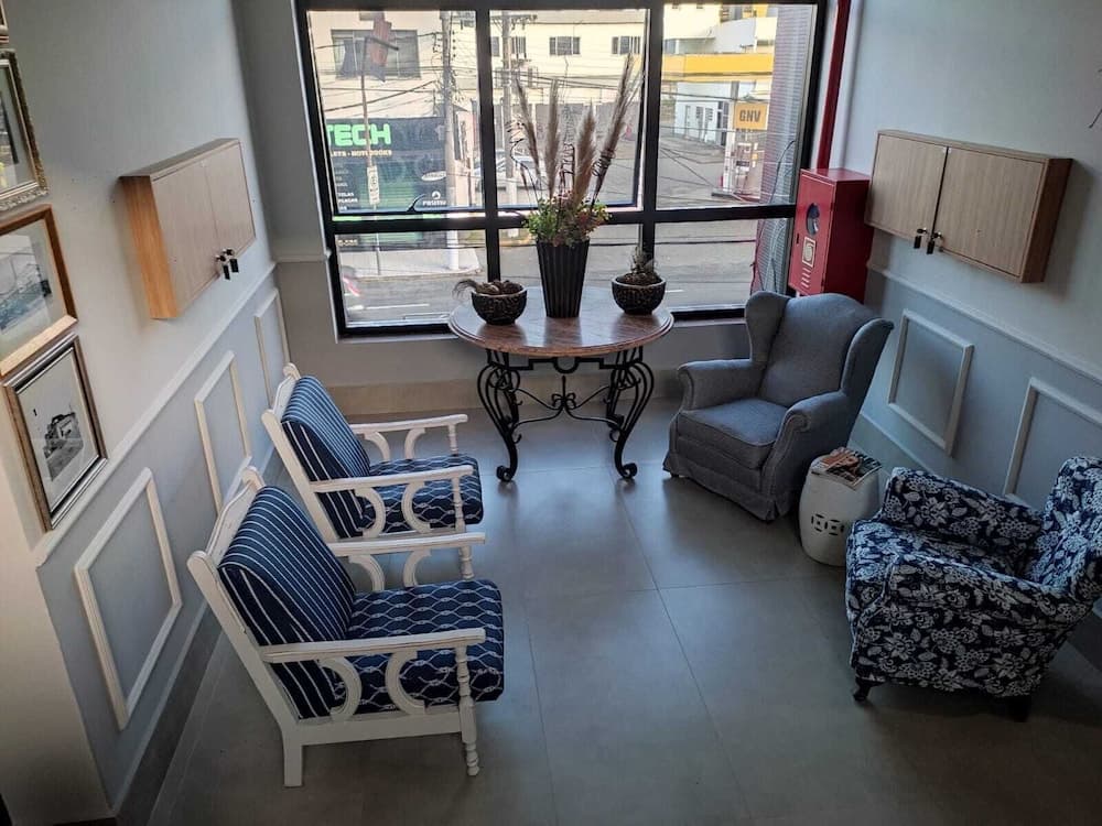 AVENIDA HOTEL DE RESENDE