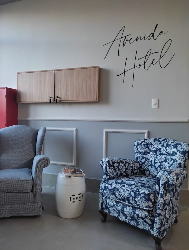 AVENIDA HOTEL DE RESENDE