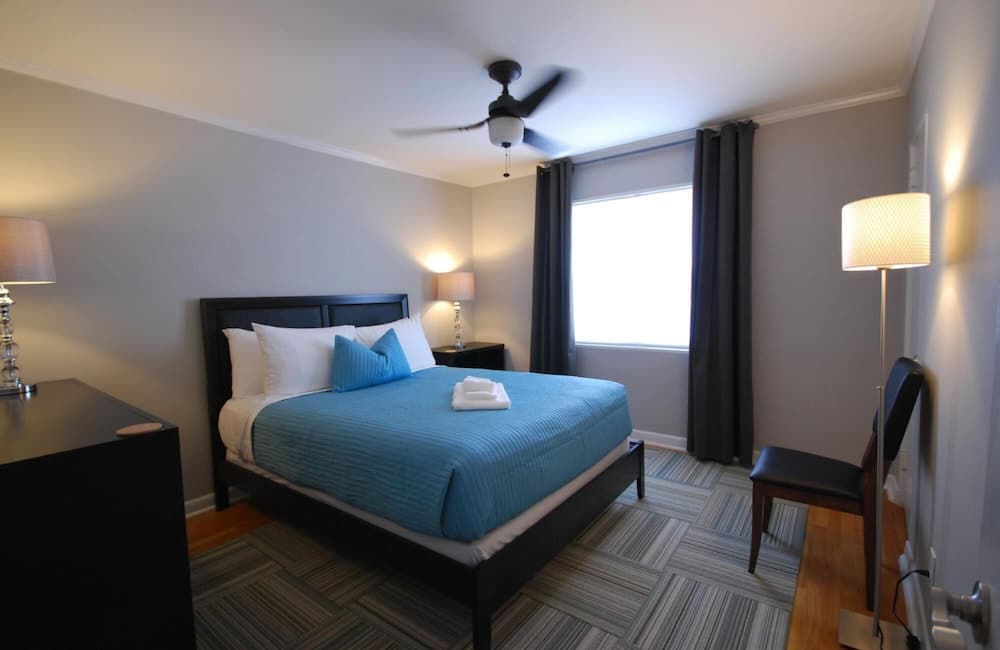 B2be Enjoy a Pet-friendly and Clean Condo Near the Beltline