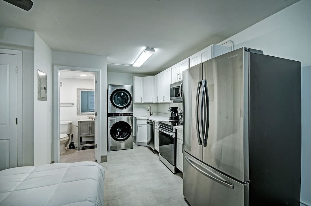 The Admiral Apartments