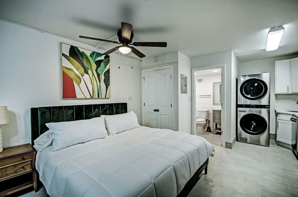 The Admiral Apartments