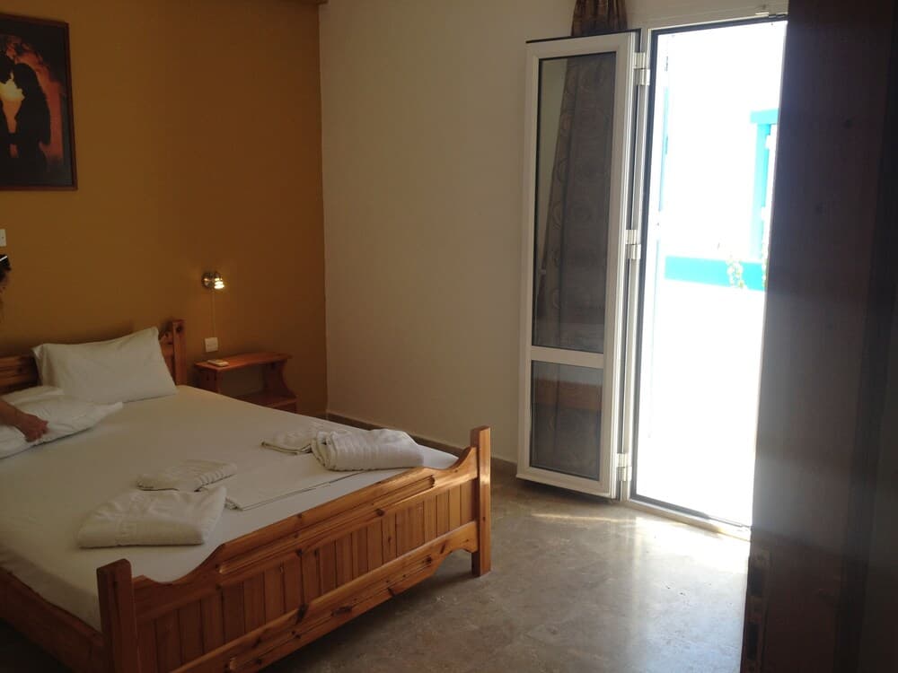 Sea View And Mountain View Apartment For 4 People