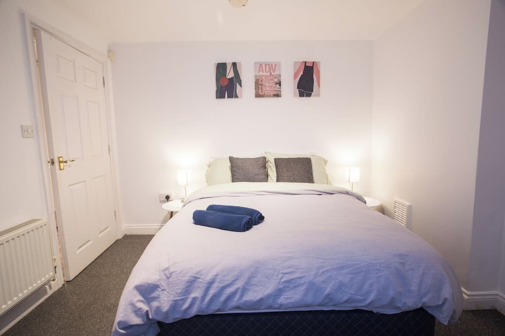 Short Stay Bristol - Warden Apartment