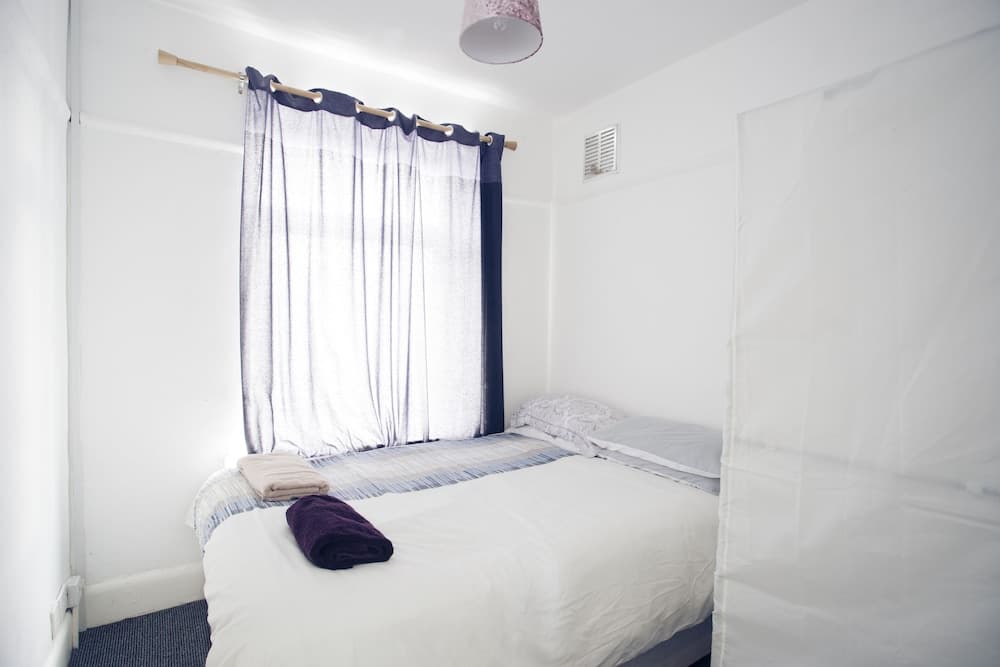 Short Stay Bristol - Elmhurst Avenue House