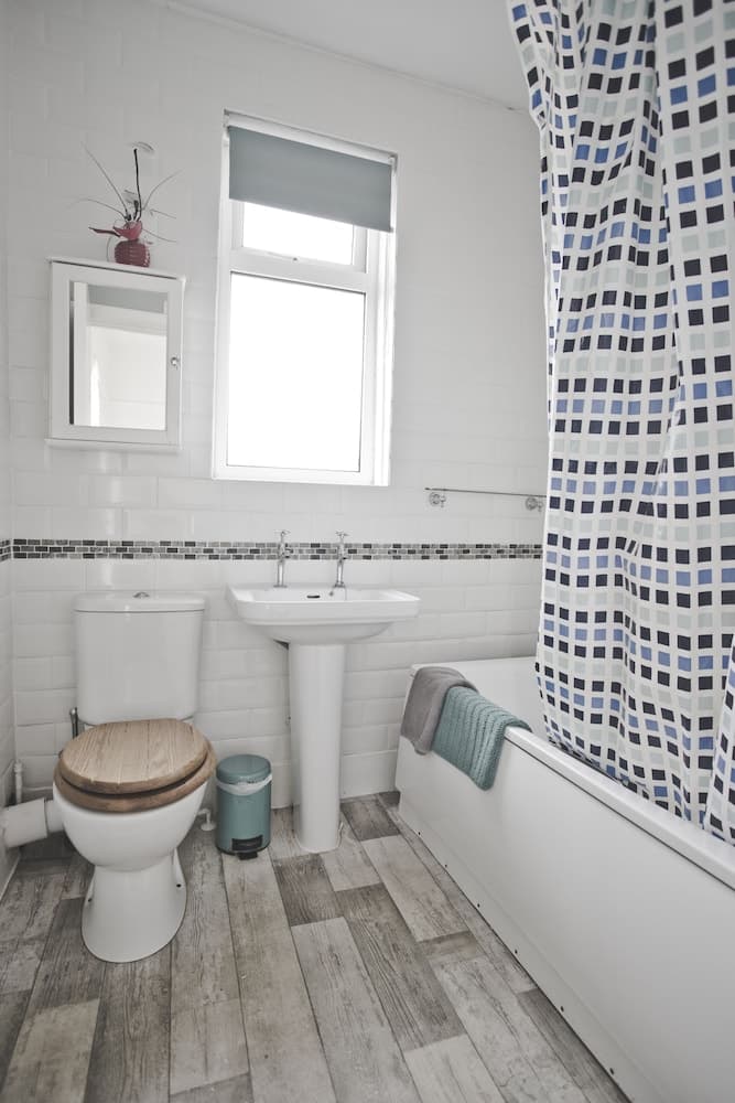 Short Stay Bristol - Elmhurst Avenue House