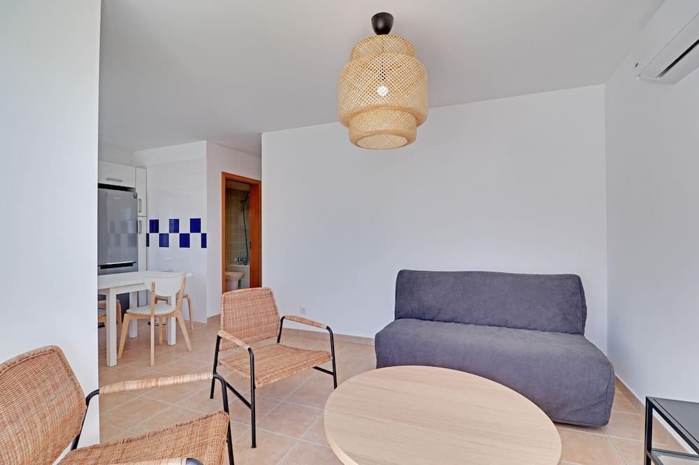 Tavira Formosa BAY II by Homing