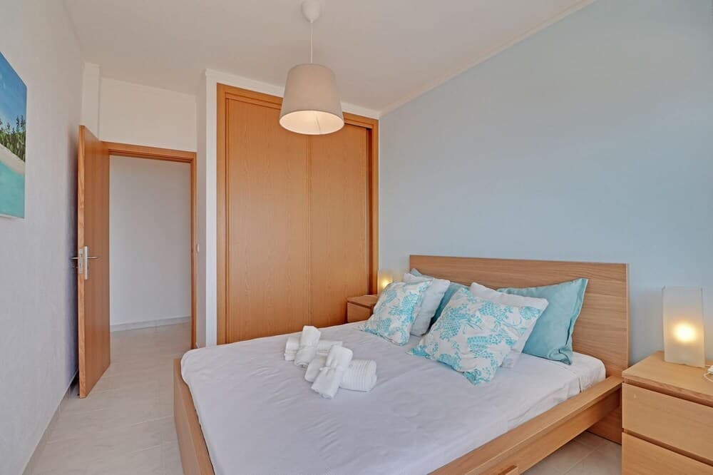 Quarteira Beach Ocean View by Homing