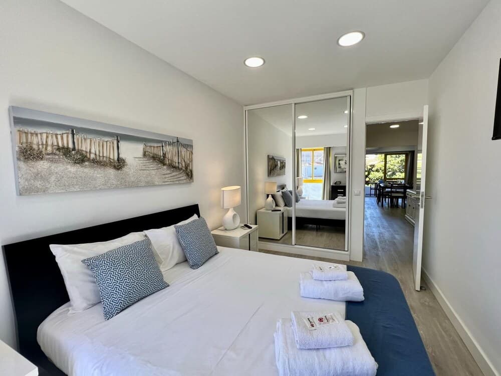 Quarteira Stylish With Pool by Homing