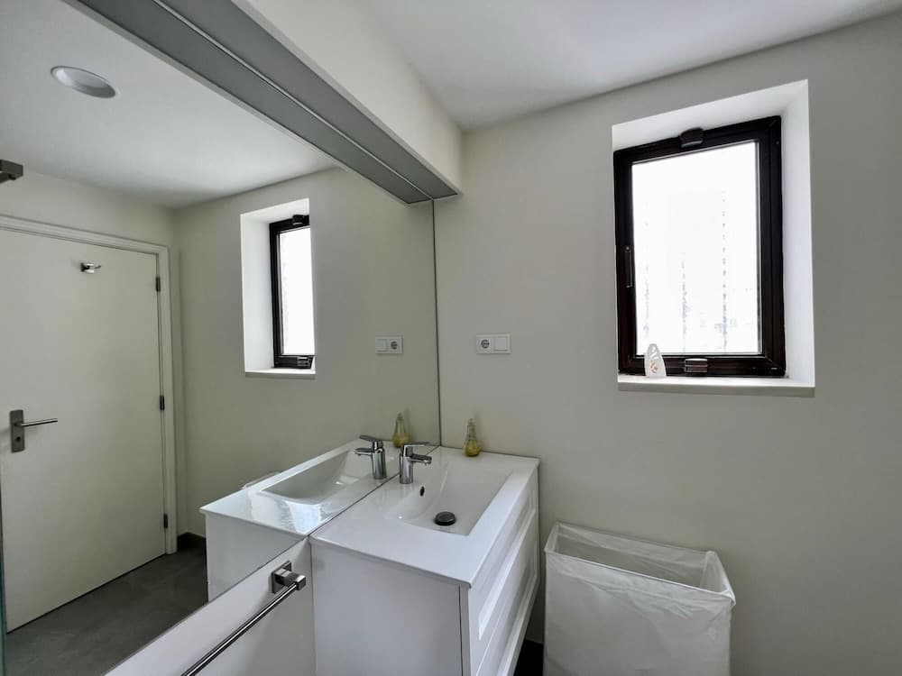 Quarteira Central III by Homing