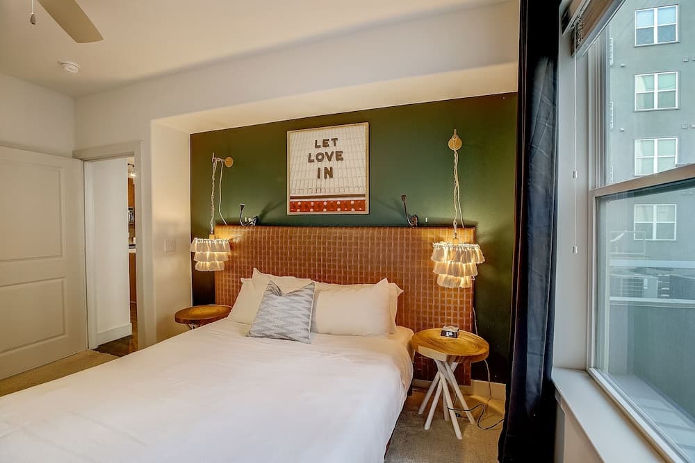 Frontdesk 1 BR Apt Near St. Edwards Park