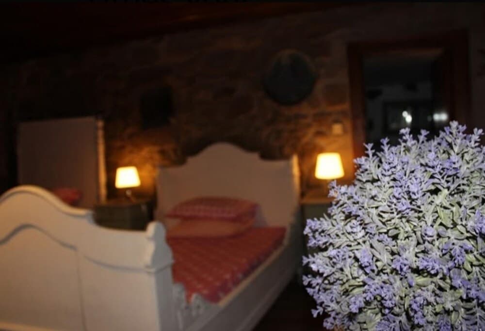 Lovely 6-bed Cottage in Braga Enjoy and Relax