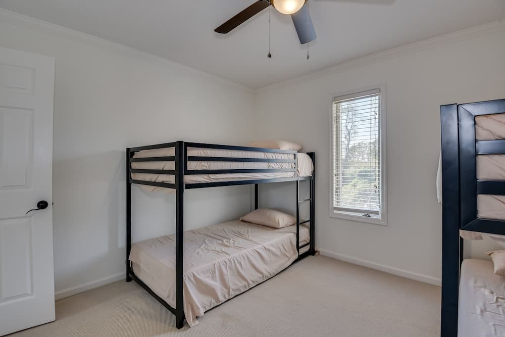 Beautiful 3BR Townhouse