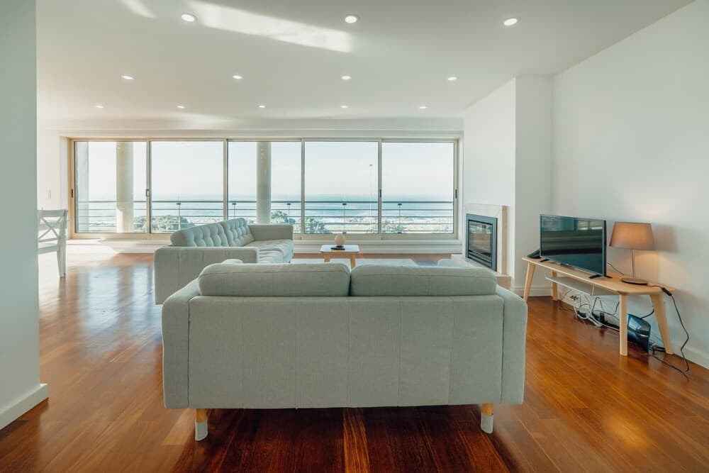 Grand Modern Seaside With View