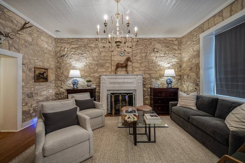 The Lincoln Street Inn by Boutiq