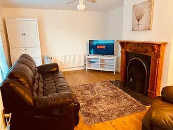 Beautiful 3-bed House in Londonderry