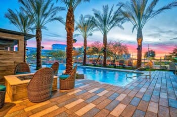 CozySuites at Town Lake