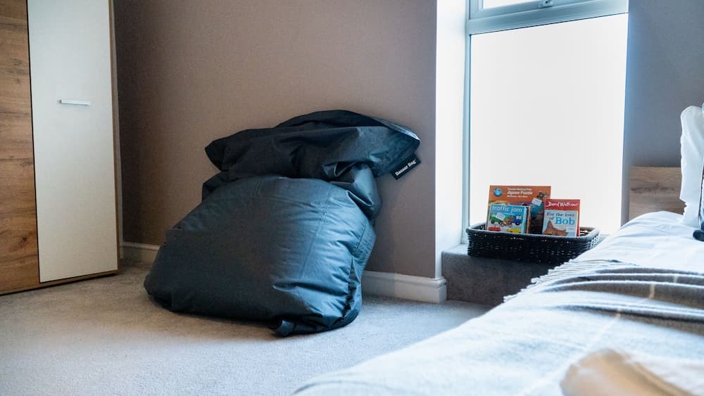 The Bridge Apartments by Paymán Club