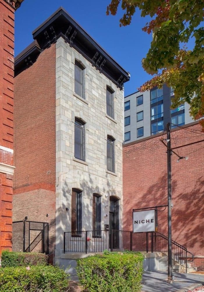 4003 Chestnut 3E in Philadelphia