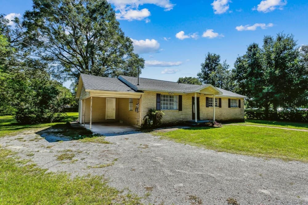 Best of Both Worlds pet Friendly in Pensacola