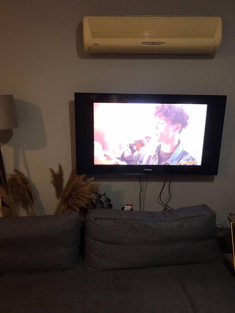 Lovely Flat Near Sea With Shared Pool in Milas