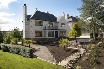 The Old Mount Manor, Causeway Coast