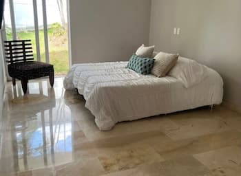 Villa Campestre con Piscina en Cali