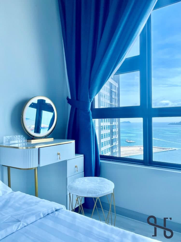 Homesuite' Home at Jesselton Quay
