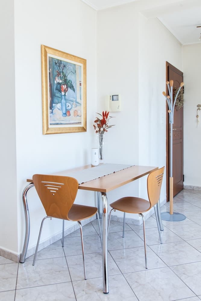 Cozy penthouse in Athens w amazing view