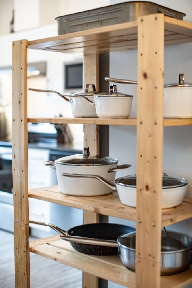 Niska’s Den by Revelstoke Vacations