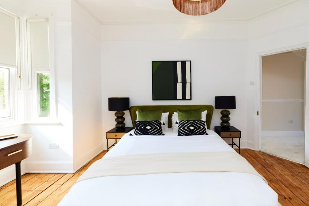 The West Ealing Escape - Glamorous 4bdr House With Patio