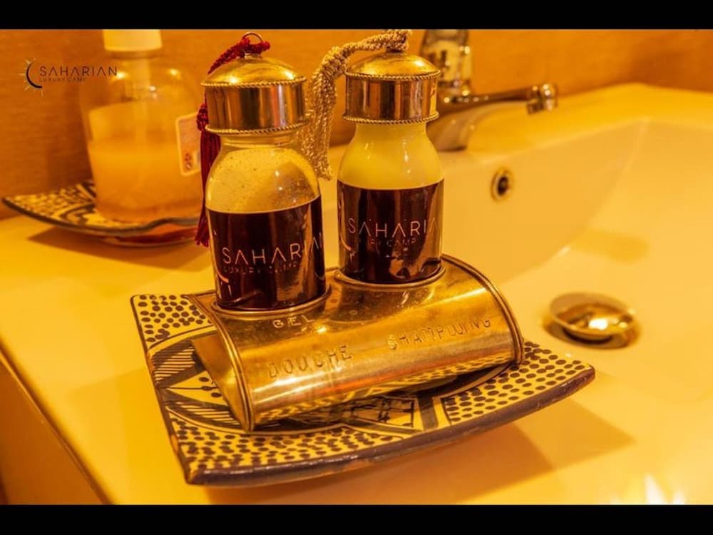 Room-deluxe Triple Room for Three at Sah