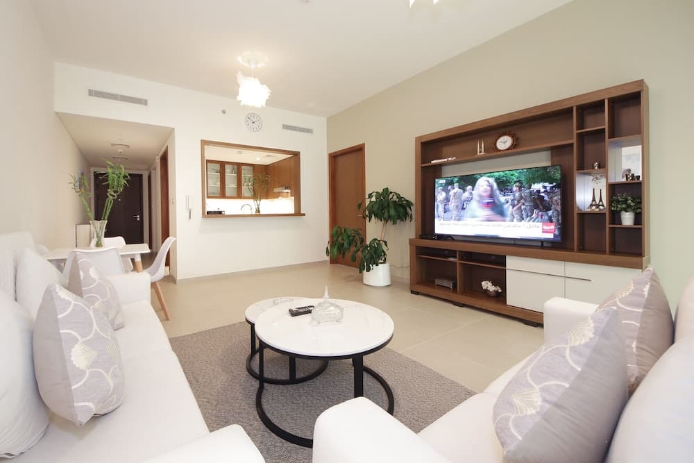 Elegant 1 Bedroom in BLVD Heights