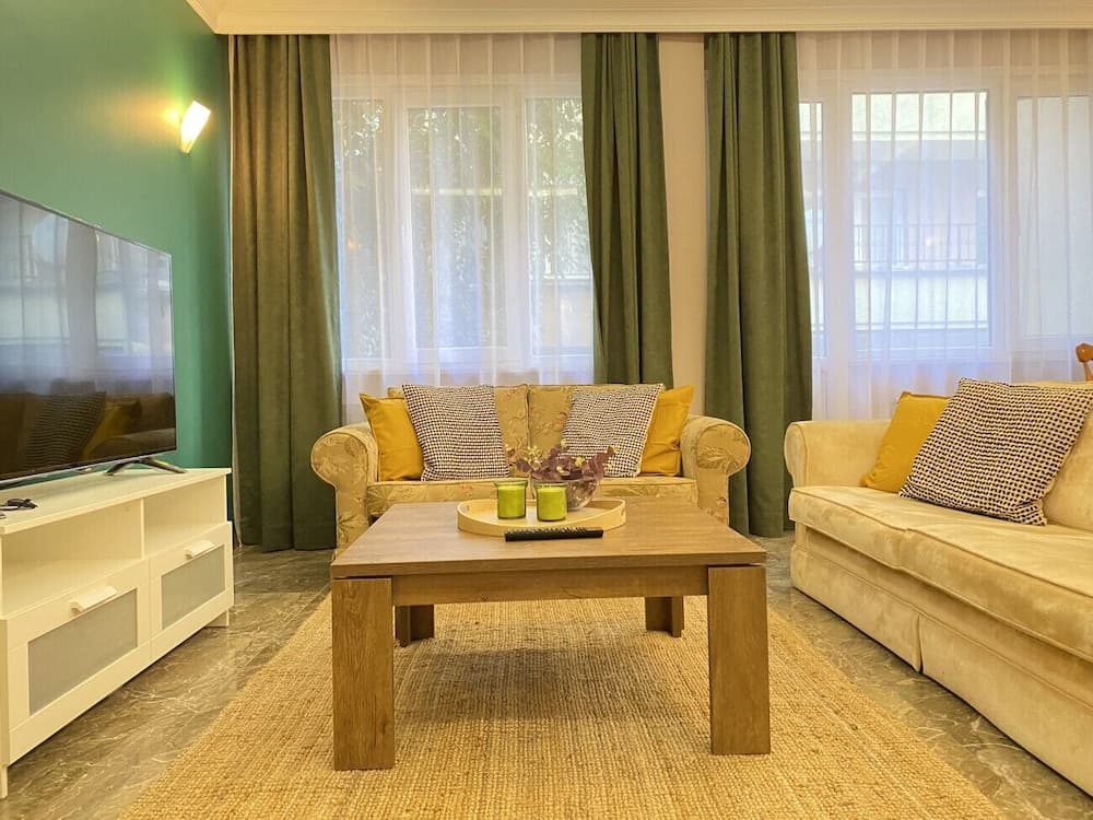 Missafir Modern and Central Flat in Nisantasi