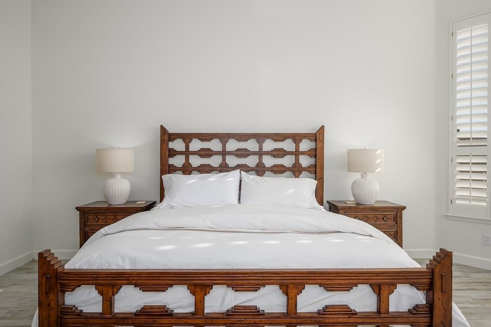 Casa Highland 3 Bedroom Home by RedAwning