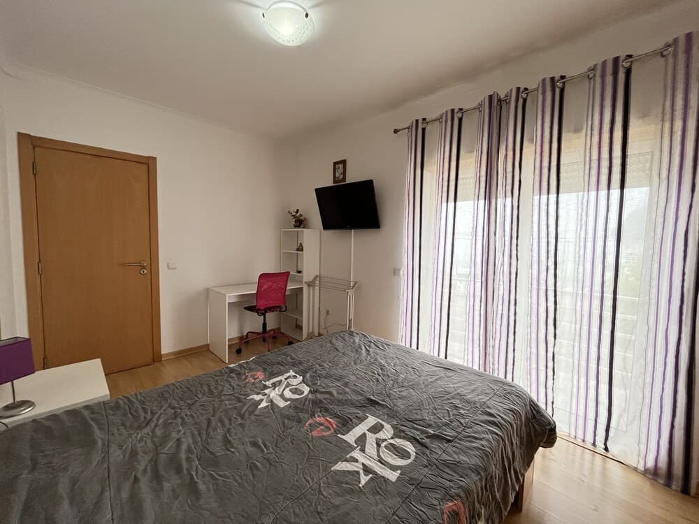 Salmon Villa near São Martinho do Porto