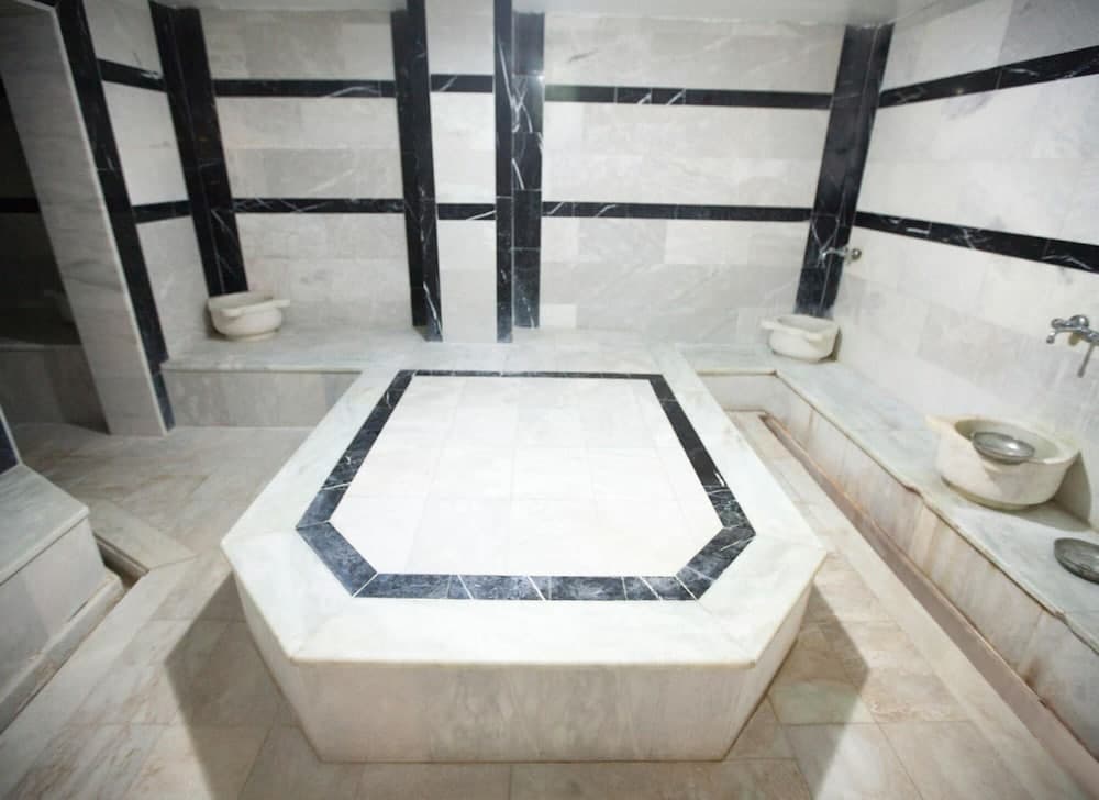 Flat With Shared Pool Sauna and Gym in Didim