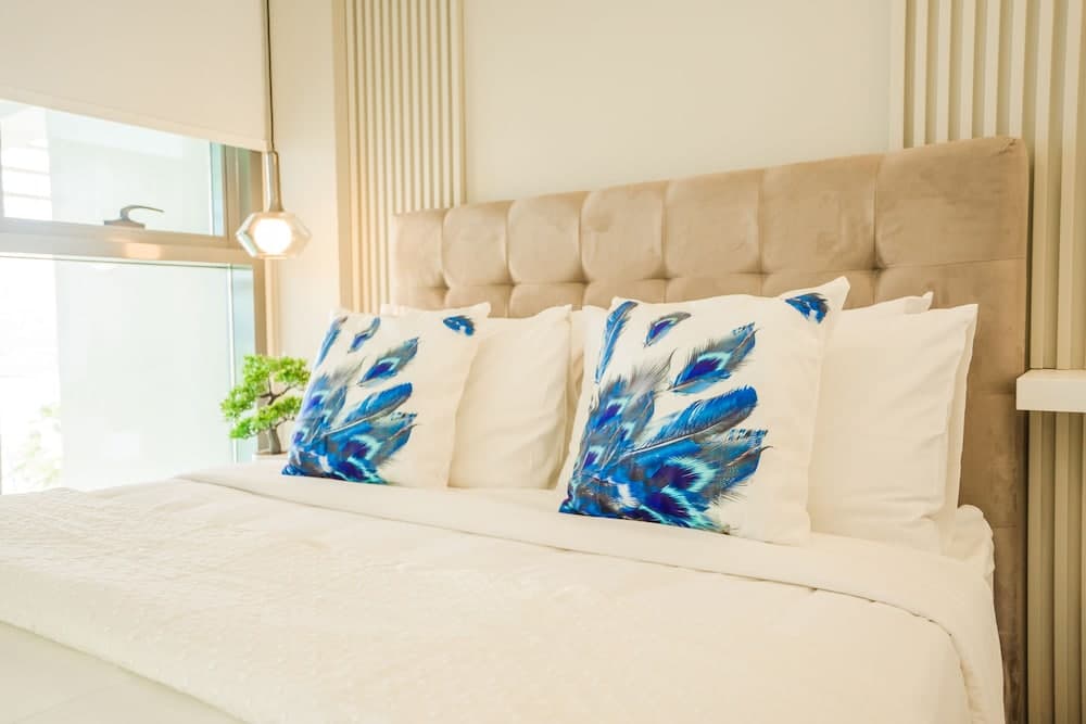 Nasma Luxury Stays - Al Raha Lofts 2