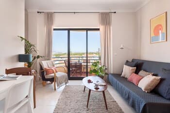 Altido Superb Flat W/Ocean View