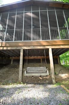 Sleepy Creek - Creekside Escape