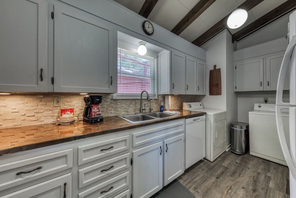 Nana and Papa's Mountain Retreat by Kokopelli Property Management