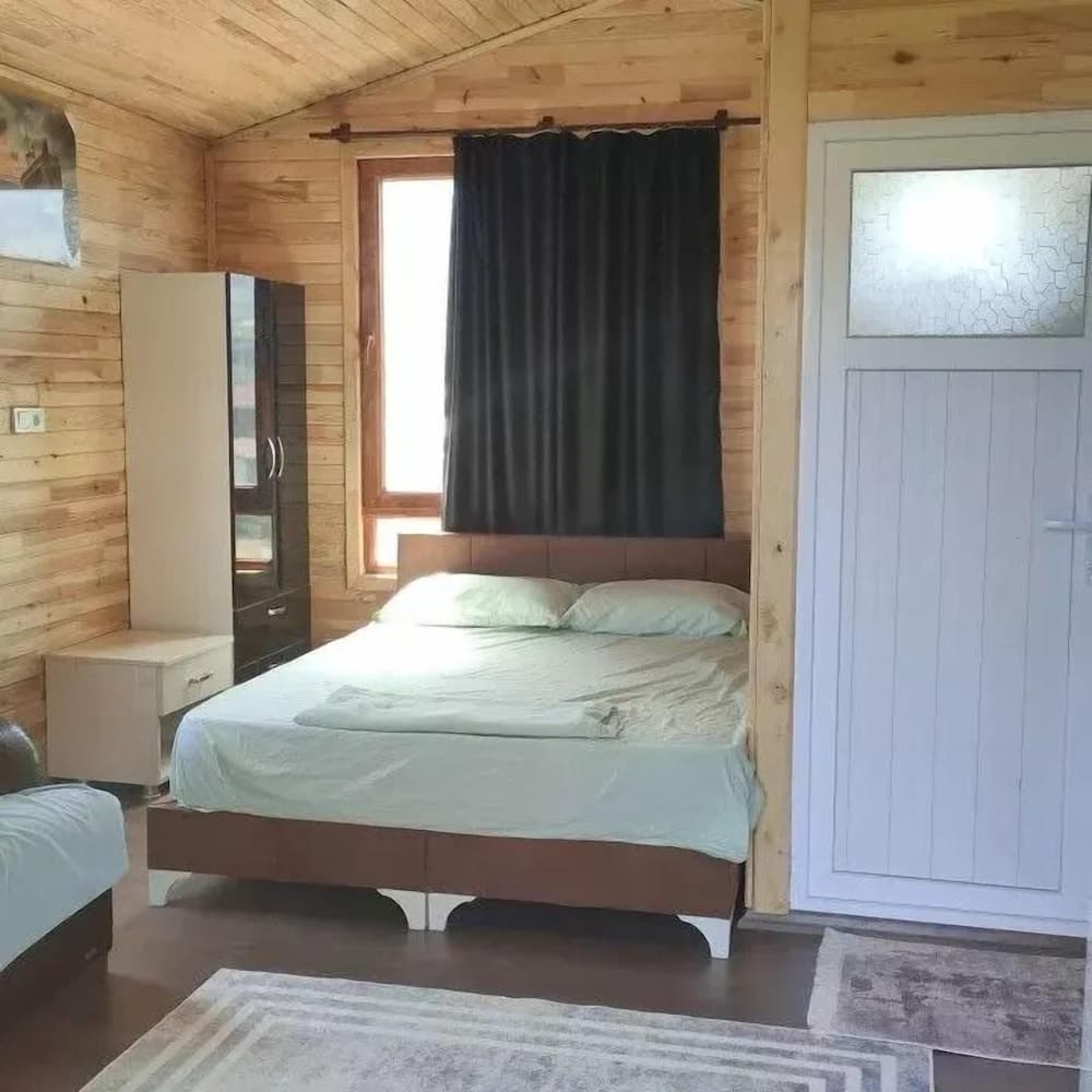 Utopya Apart Kamp Alani