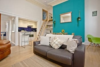 Host Stay Durnford Street