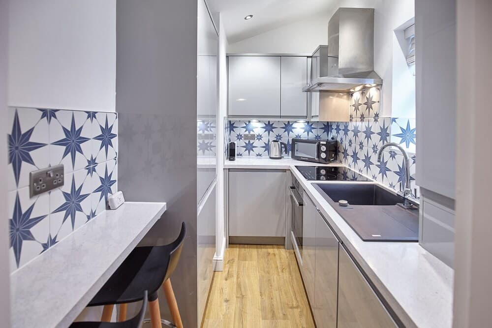 Host Stay Clinker Cottage