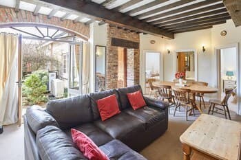 Host Stay Cowslip Cottage