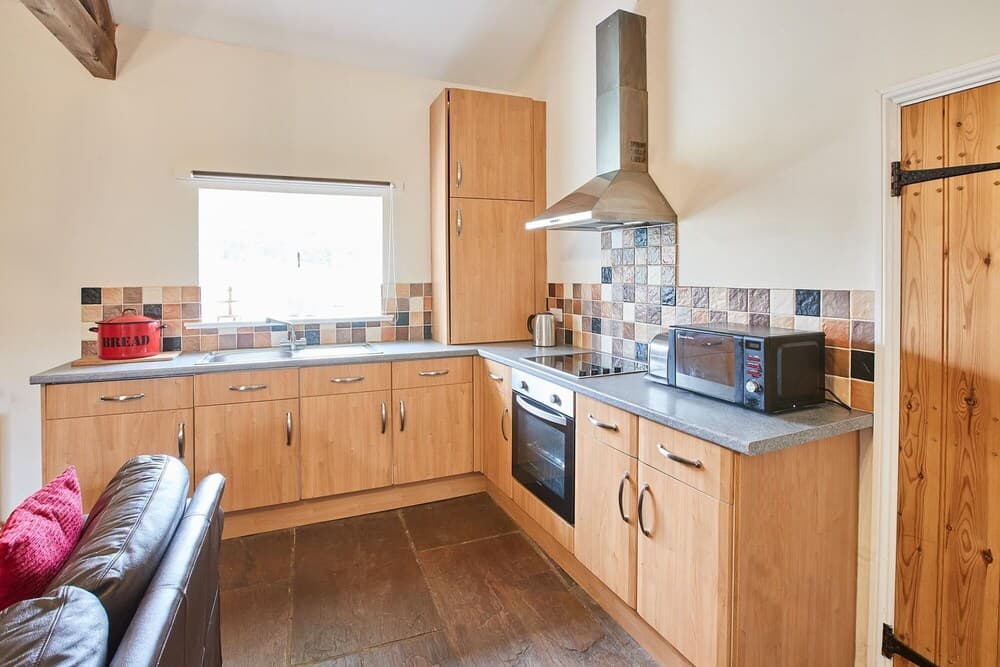 Host Stay Cleveland Bay Cottage