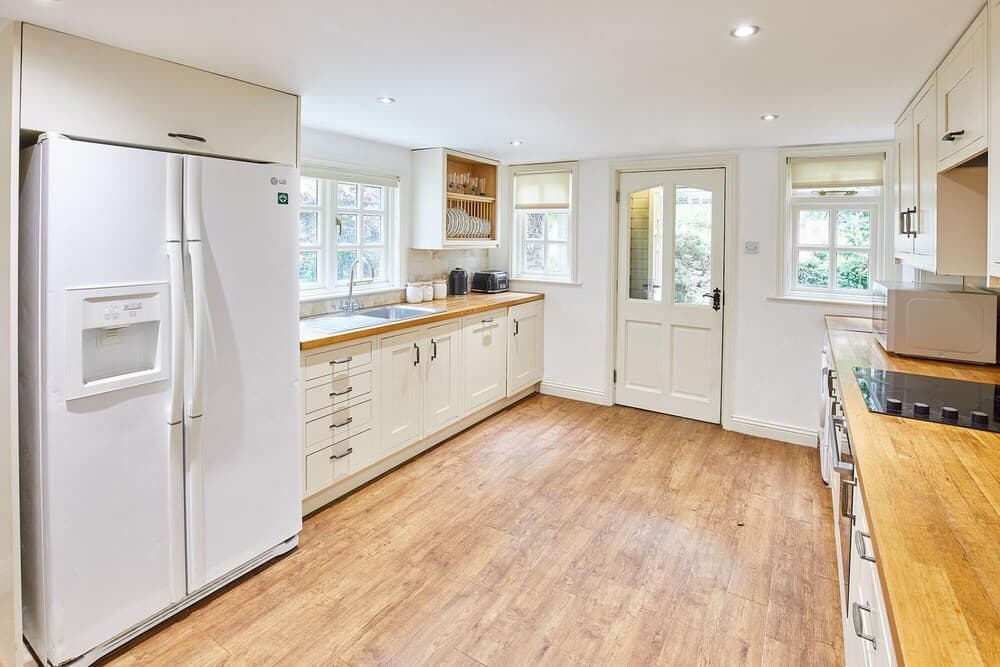 Host Stay Willow Lodge